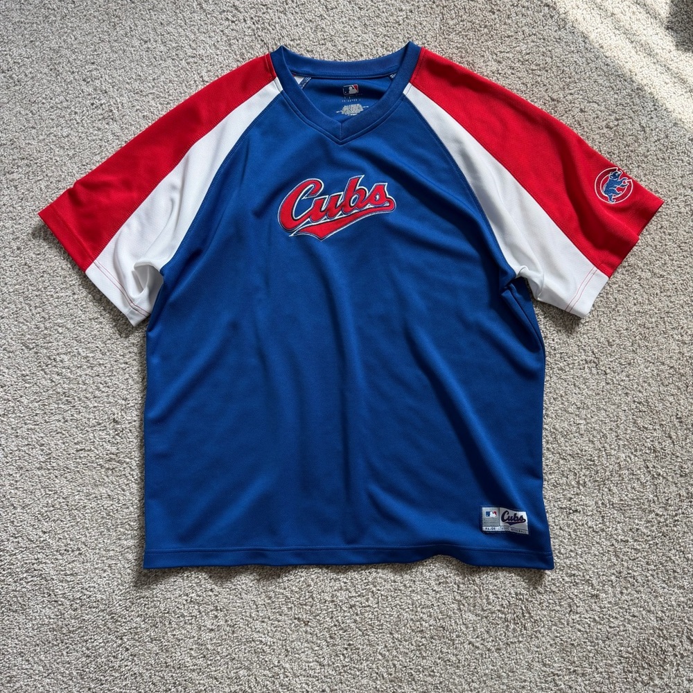 Vintage Chicago Cubs MLB Shirt - Blue Red White 3/4 Sleeve - Size XL - 2011